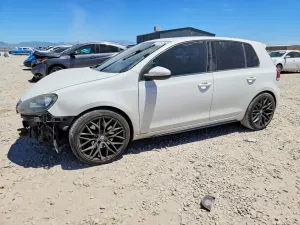 Volkswagen Golf 2.0L 4 2011