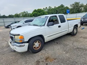 GMC Sierra 4.8L 8 2004