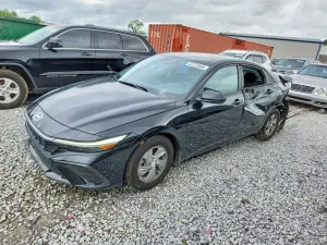 Hyundai Elantra 2.0L 4 2024