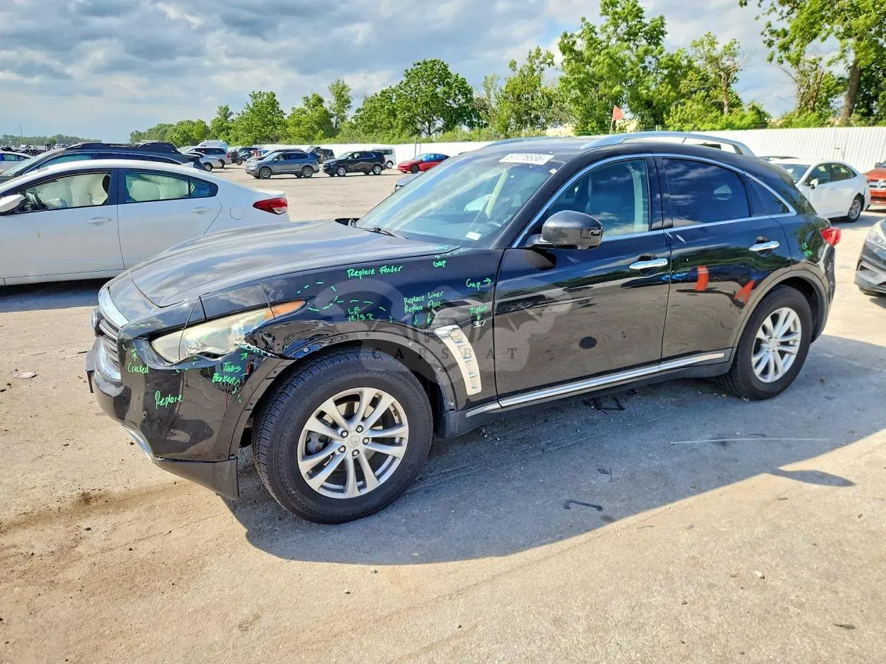Infiniti QX70 3.7L 6 2014