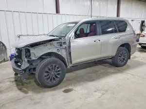 Lexus GX 4.6L 8 2021