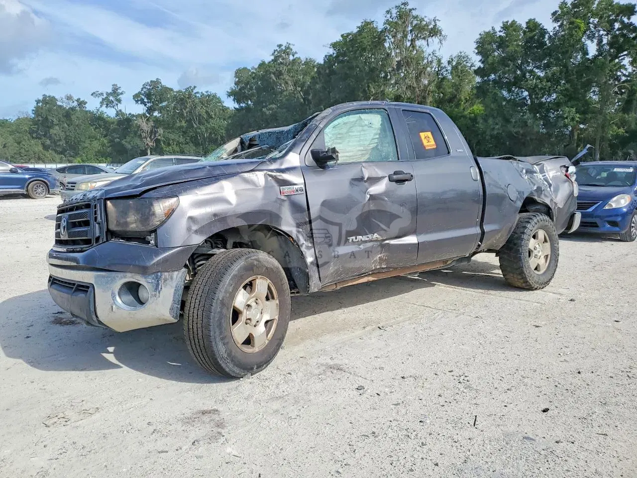 Toyota Tundra 5.7L 8 2011