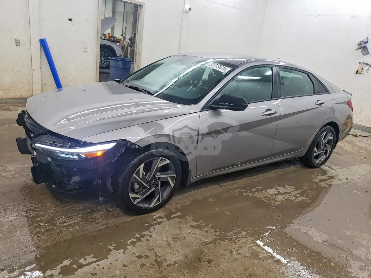 Hyundai Elantra 2.0L 4 2025