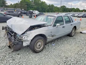 Lincoln Town Car 4.6L 8 1994