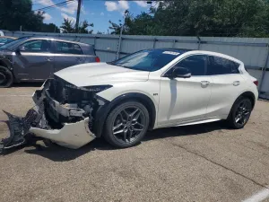 Infiniti QX30 2.0L 4 2017