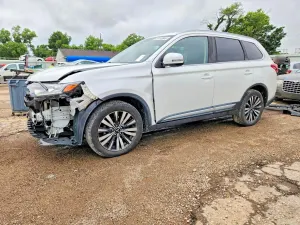 Mitsubishi Outlander 2.4L 4 2019