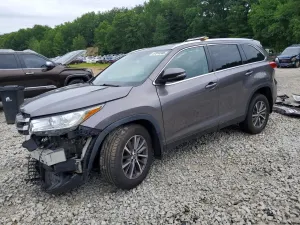 Toyota Highlander 3.5L 6 2019