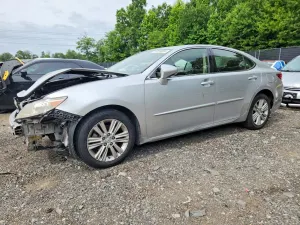 Lexus ES 3.5L 6 2013