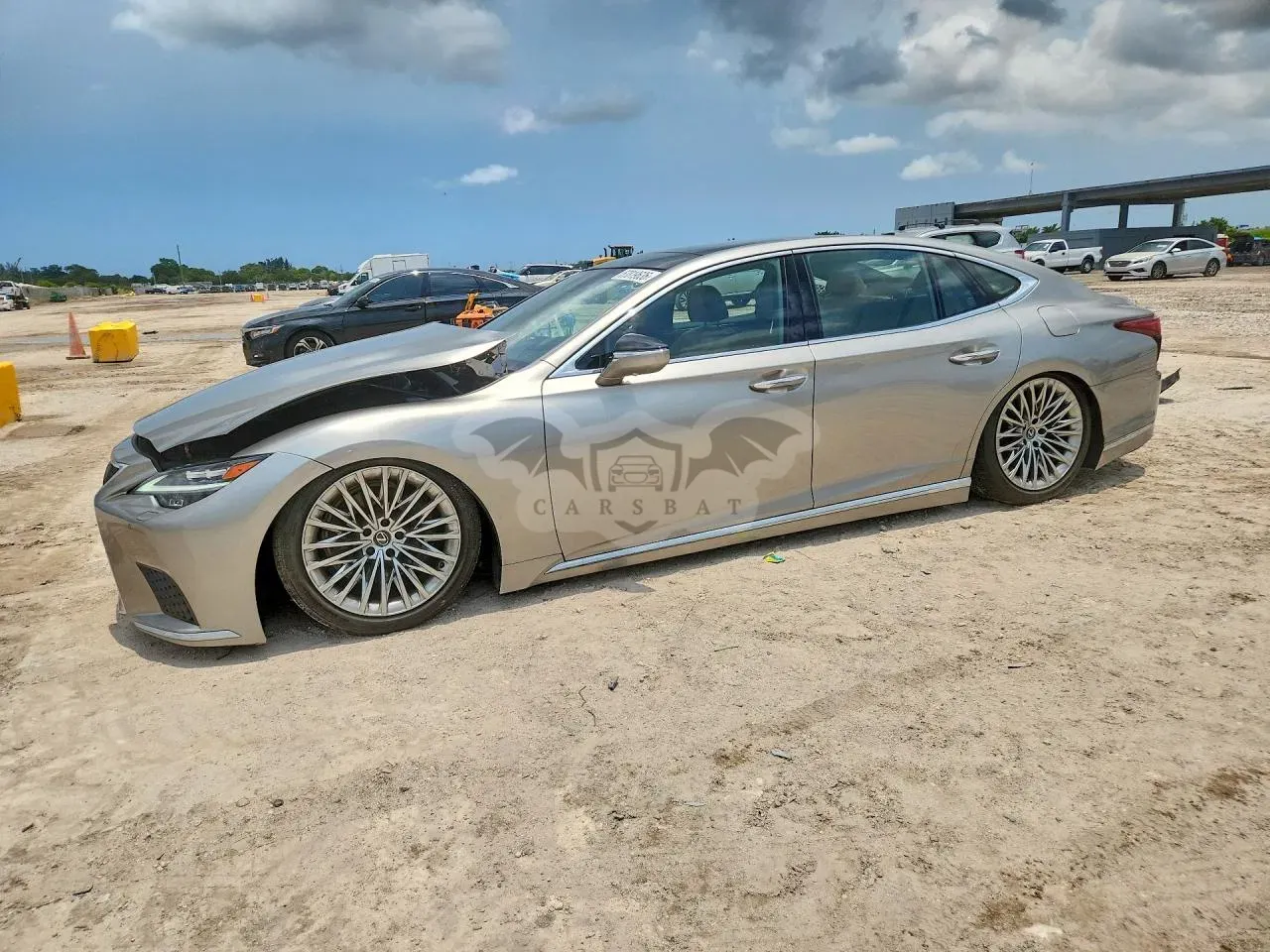 Lexus LS 3.5L 6 2024