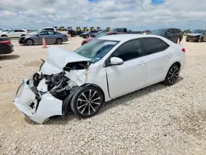 Toyota Corolla 1.8L 4 2017