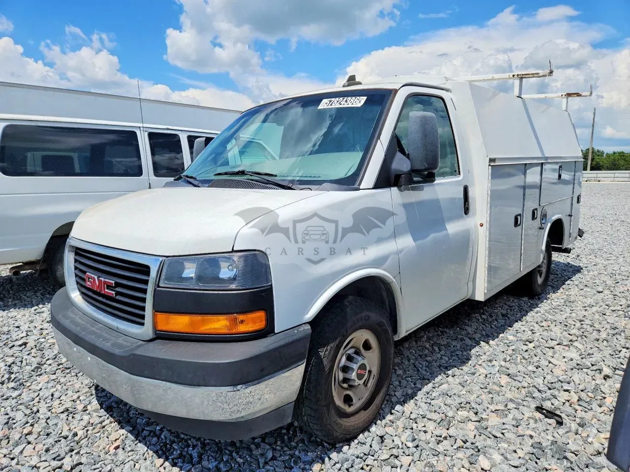 GMC Savana 6.6L 8 2022