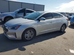 Hyundai Elantra 2.0L 4 2019