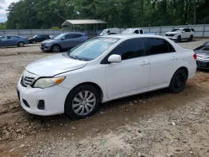 Toyota Corolla 1.8L 4 2013