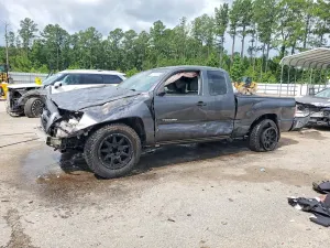 Toyota Tacoma 2.7L 4 2011