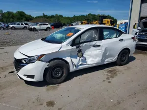 Nissan Versa 1.6L 4 2025