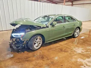 Audi A4 2.0L 4 2024