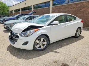 Hyundai Elantra 1.8L 4 2013