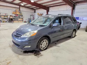 Toyota Sienna 3.5L 6 2008