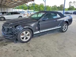 Ford Mustang 4.0L 6 2007