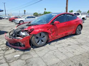 Tesla Model 3 2022