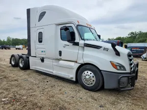 Freightliner Cascadia 14.8L 6 2020