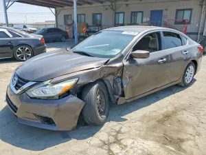 Nissan Altima 2.5L 4 2017