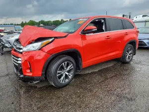 Toyota Highlander 3.5L 6 2017