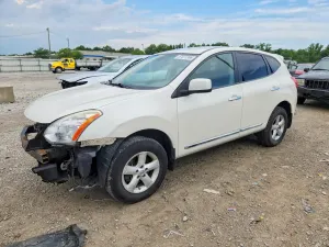 Nissan Rogue 2.5L 4 2013