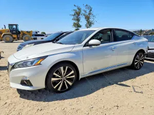 Nissan Altima 2.5L 4 2021