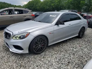 Mercedes-Benz E 4.6L 8 2014