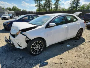 Toyota Corolla 1.8L 4 2015