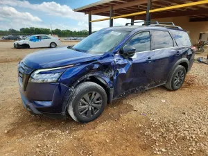 Nissan Pathfinder 3.5L 6 2023
