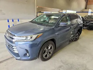 Toyota Highlander 3.5L 6 2019