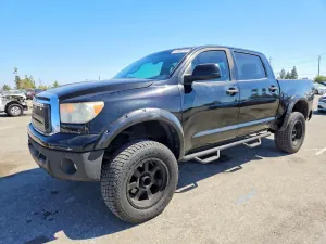 Toyota Tundra 5.7L 8 2013