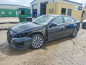 Nissan Altima 2.5L 4 2025