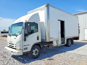 Isuzu NPR 6.6L 8 2021