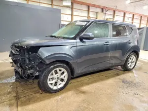 Kia Soul 2.0L 4 2025