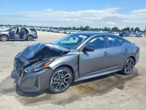 Nissan Sentra 2.0L 4 2025