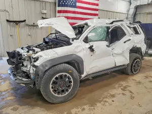 Toyota 4Runner 2.4L 4 2025