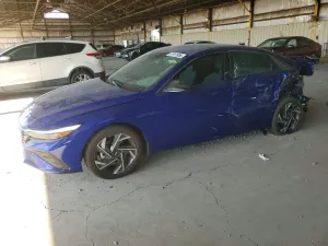 Hyundai Elantra 2.0L 4 2025