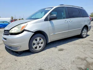 Toyota Sienna 3.3L 6 2004