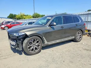 BMW X7 3.0L 6 2021