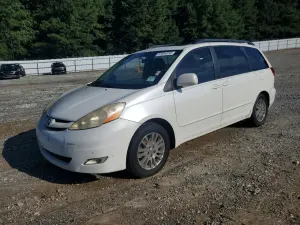 Toyota Sienna 3.5L 6 2010