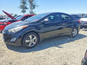 Hyundai Elantra 1.8L 4 2013