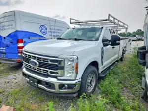 Ford F-350 7.3L 8 2024