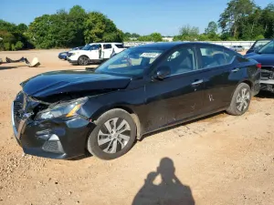 Nissan Altima 2.5L 4 2022