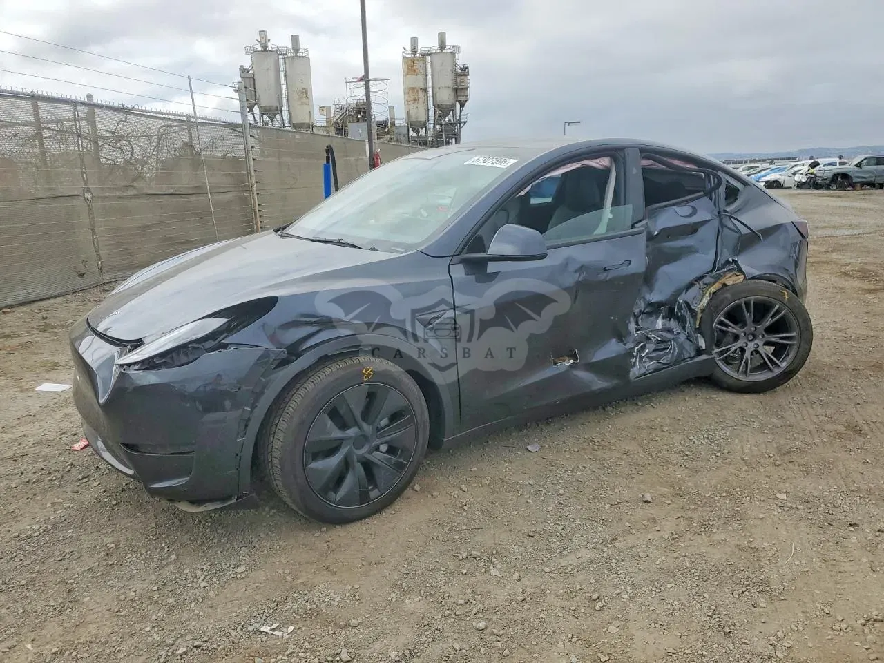 Tesla Model Y 2025