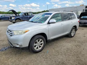 Toyota Highlander 3.5L 6 2011