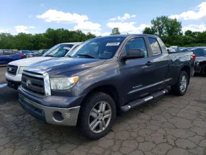 Toyota Tundra 4.6L 8 2011