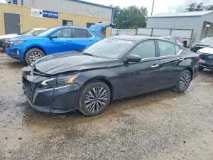 Nissan Altima 2.5L 4 2025